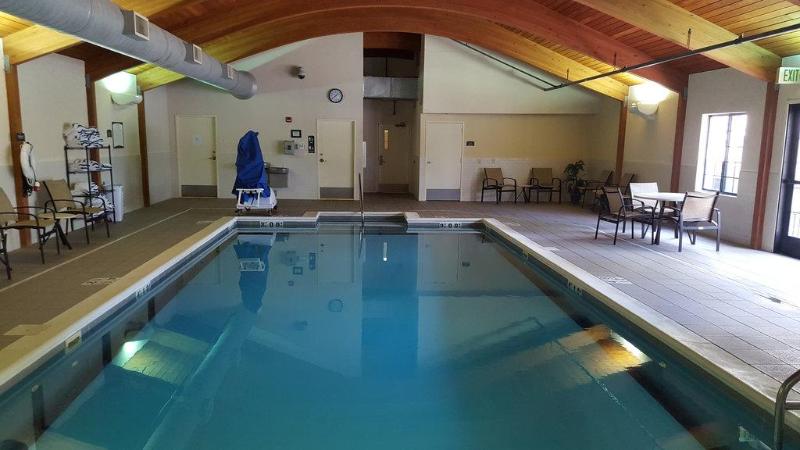 ホテル Staybridge Suites South Springfield By Ihg