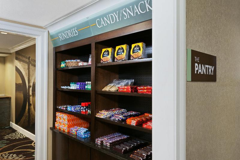 ホテル Staybridge Suites South Springfield By Ihg