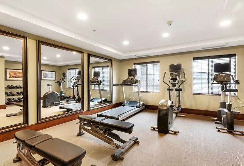 هتل Staybridge Suites Philadelphia/mount Laurel, An Ihg