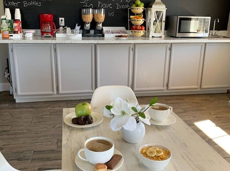 酒店 Stratus Suites Boutique