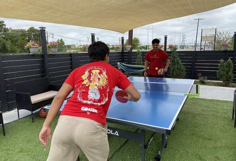 酒店 Stratus Suites Boutique