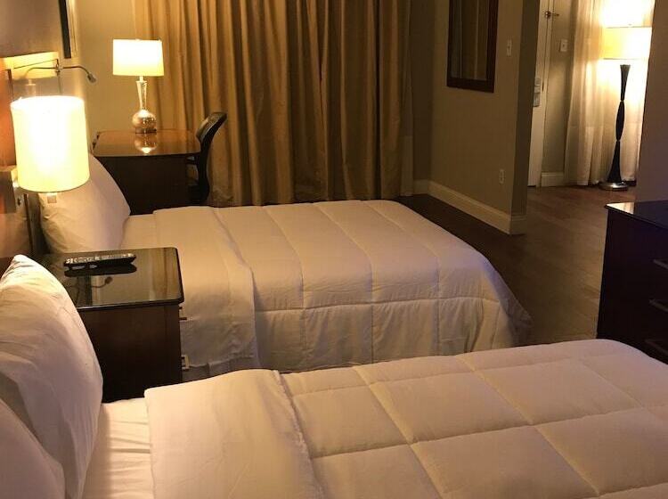 酒店 Stratus Suites Boutique