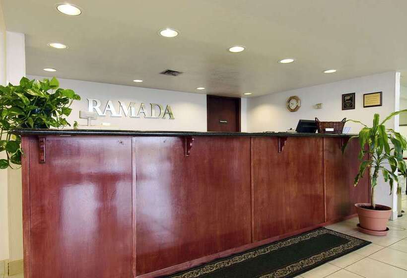 ホテル Super 8 By Wyndham Giddings