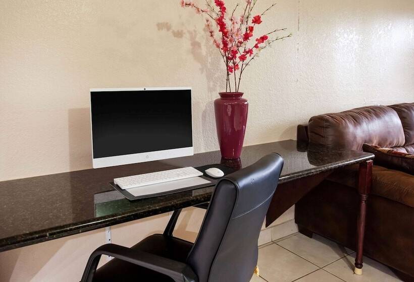 ホテル Super 8 By Wyndham Giddings