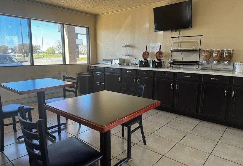 ホテル Super 8 By Wyndham Giddings