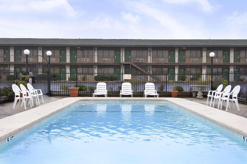 ホテル Super 8 By Wyndham Giddings