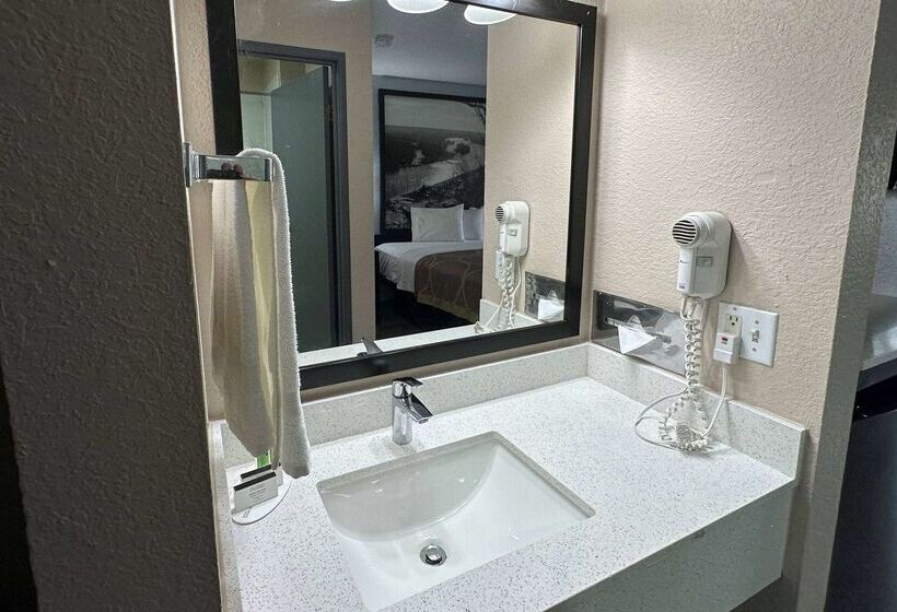 בית מלון כפרי Super 8 By Wyndham Green Bay I43 Bus. Park