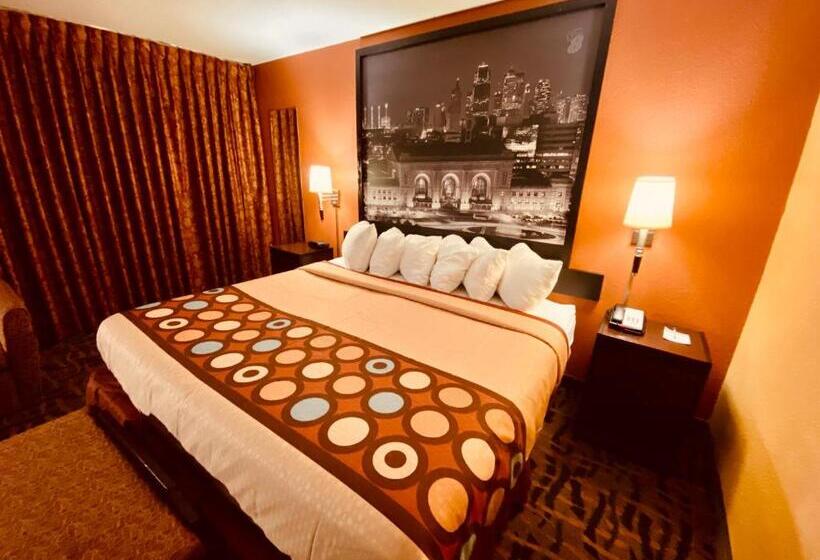 호텔 Super 8 By Wyndham Lawrence Ku