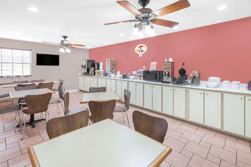 هتل Super 8 By Wyndham Lowell/bentonville/rogers Area