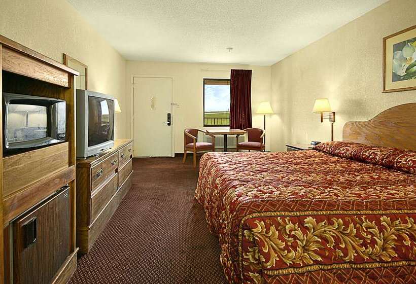 فندق Super 8 By Wyndham Rayville