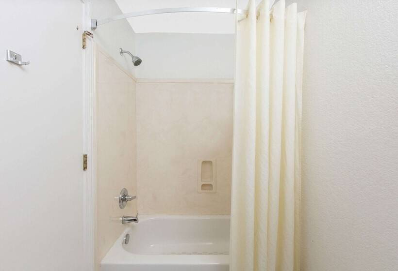 فندق Super 8 By Wyndham Southaven