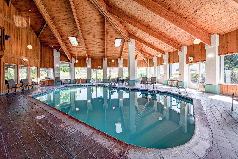 Surestay Plus Hotel By Best Western Redding