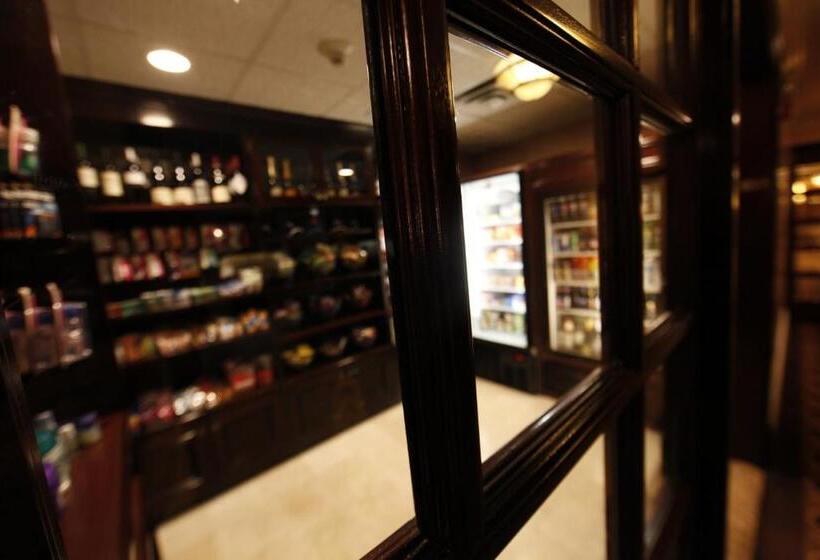 Отель The Inn at Fox Hollow