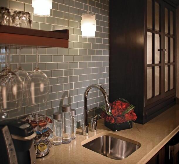 Отель The Inn at Fox Hollow