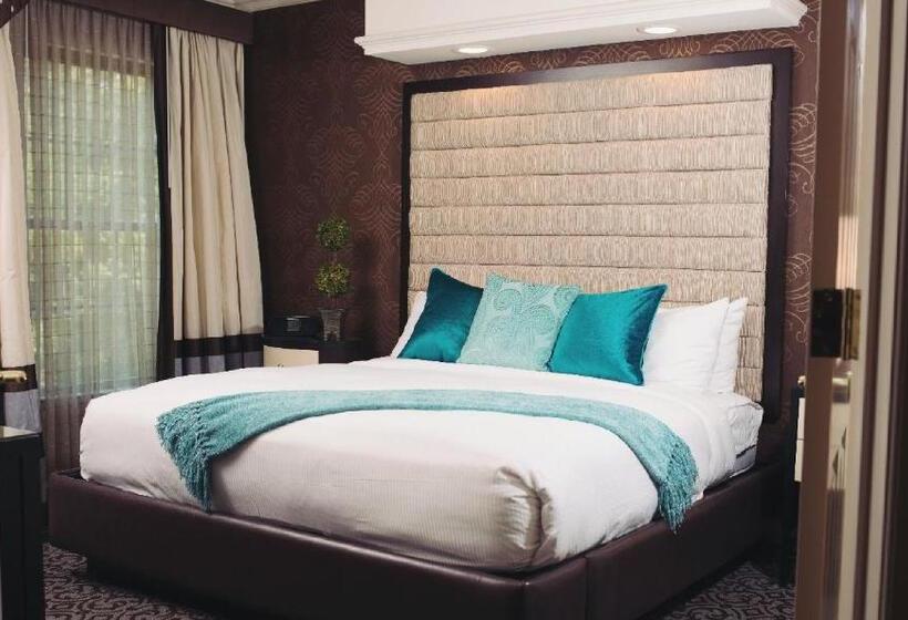 Отель The Inn at Fox Hollow