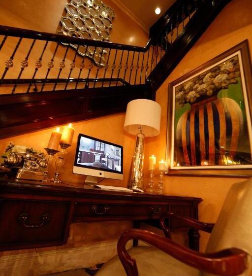 Отель The Inn at Fox Hollow