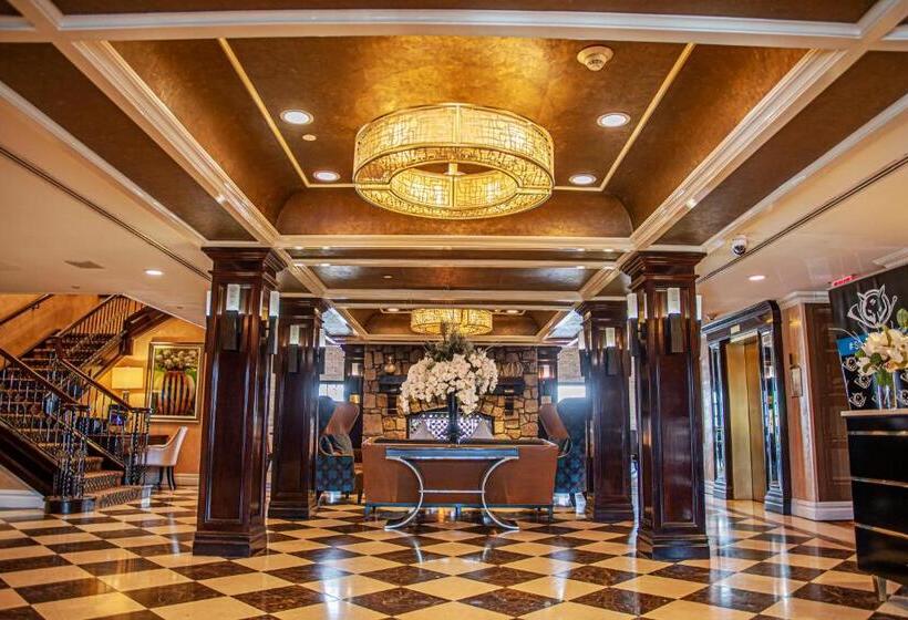 Отель The Inn at Fox Hollow