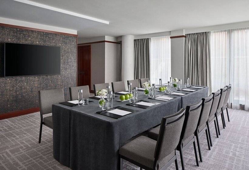 Отель The Ritzcarlton Georgetown, Washington, D.c