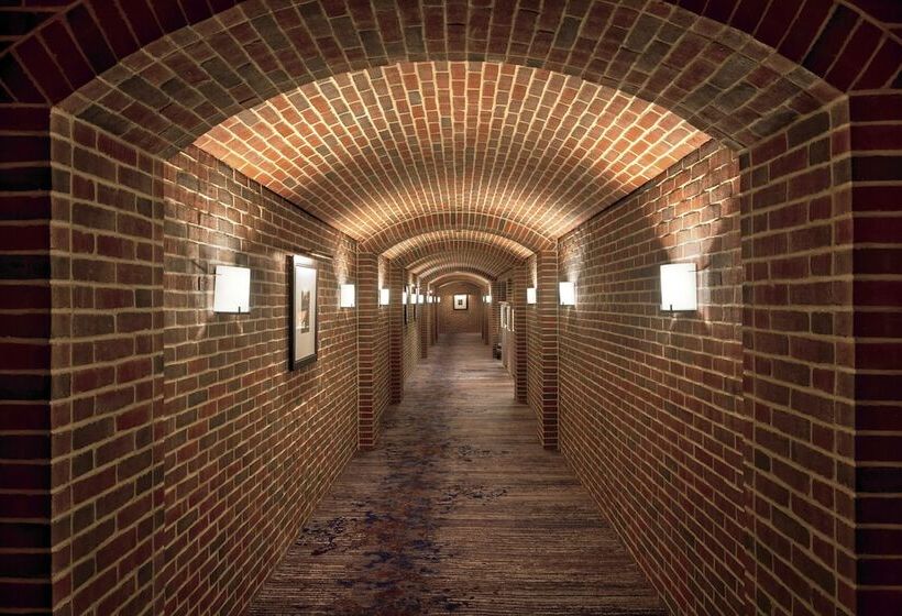 Отель The Ritzcarlton Georgetown, Washington, D.c