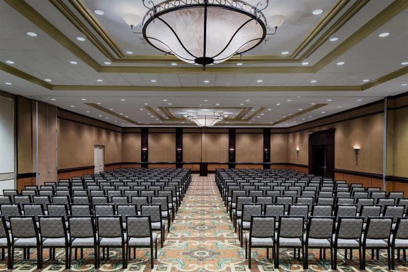 هتل The Westin Mount Laurel
