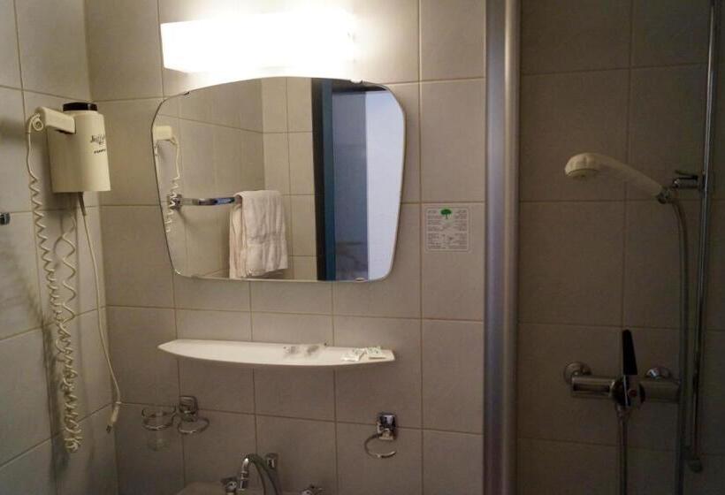 בית מלון כפרי Victoria