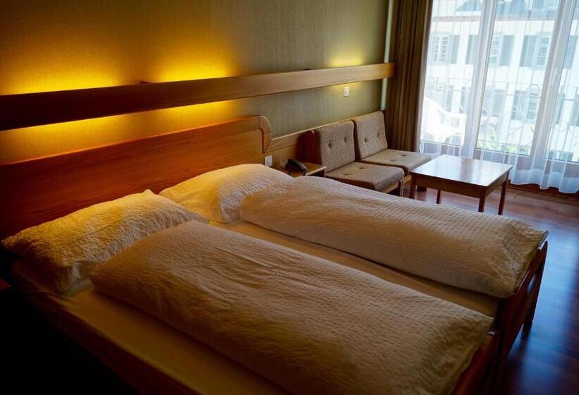 בית מלון כפרי Victoria