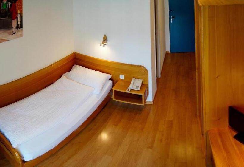 בית מלון כפרי Victoria