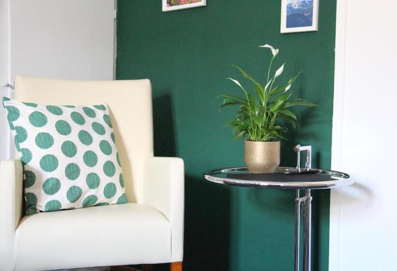 فندق Zum Schwarzen Löwen