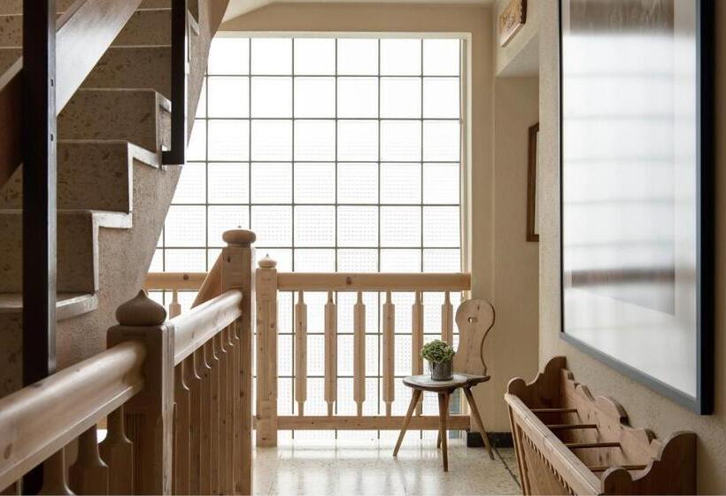 Kunsthotel Linde Garni