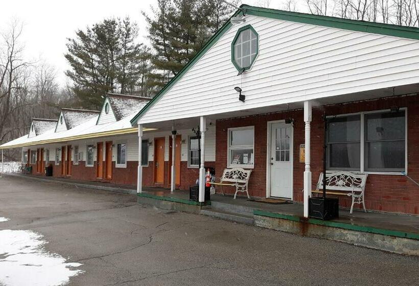 בית מלון כפרי Budget Inn