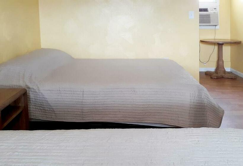 בית מלון כפרי Budget Inn