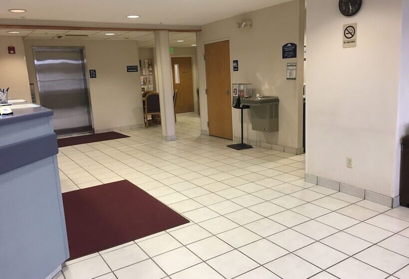 Microtel Inn By Wyndham Champaign