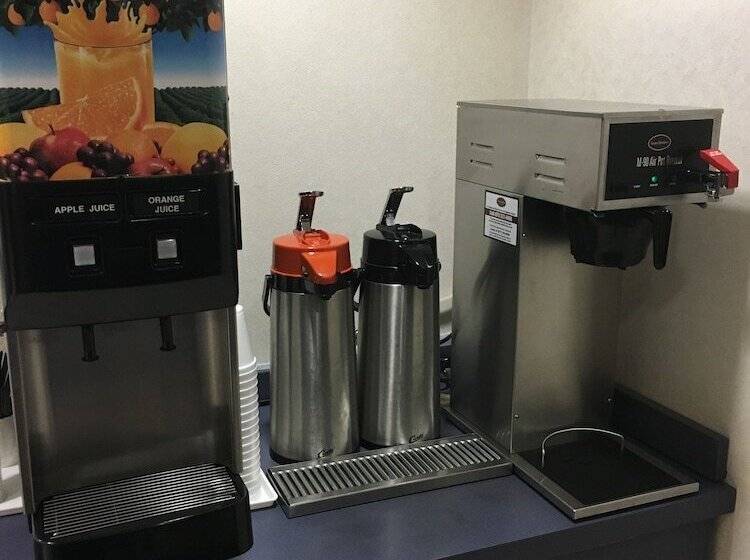 Microtel Inn By Wyndham Champaign