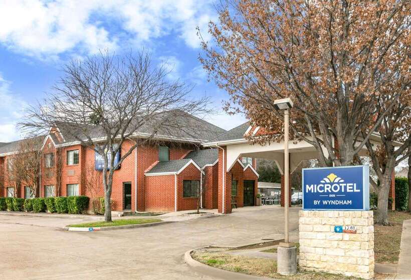 Microtel Inn & Suites By Wyndham Arlington/dallas Area