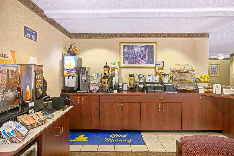 Microtel Inn & Suites By Wyndham Burlington