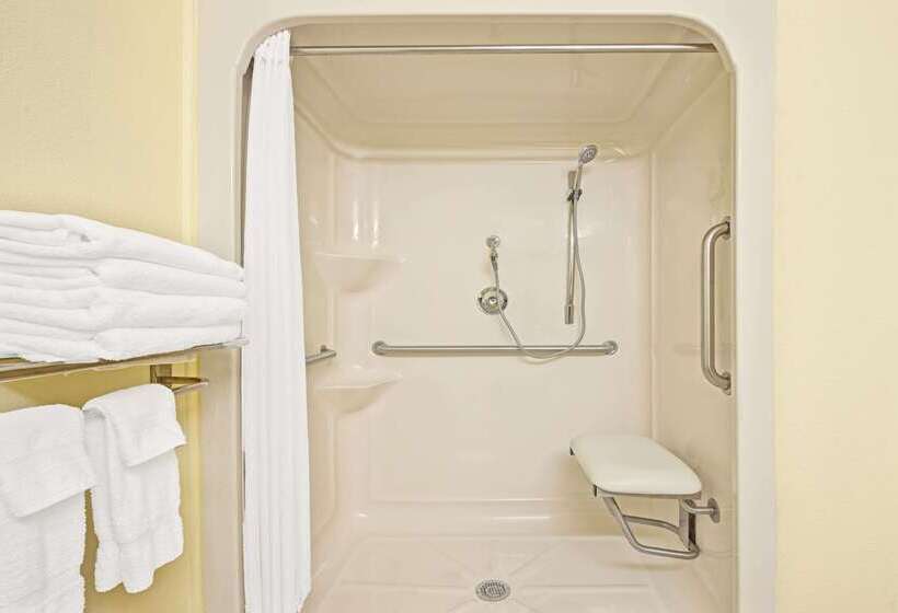 Microtel Inn And Suites By Wyndham   Cordova