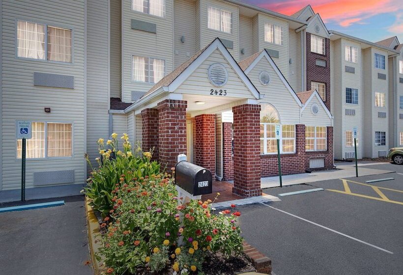 Microtel Inn And Suites By Wyndham   Cordova