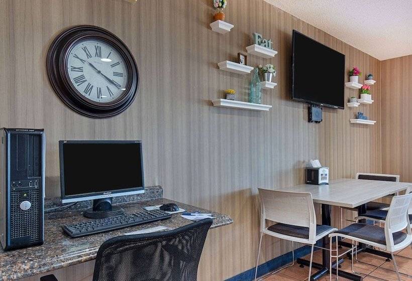 Microtel Inn & Suites By Wyndham Dry Ridge