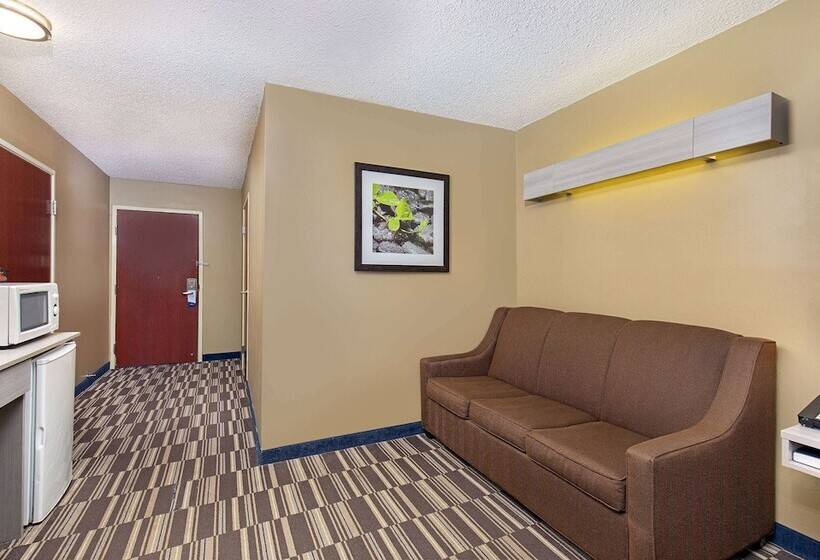 Microtel Inn & Suites By Wyndham Dry Ridge