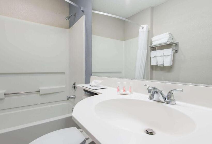 Microtel Inn Georgetown   Lexington North