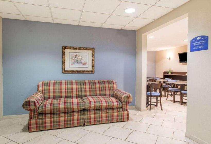 Microtel Inn Georgetown   Lexington North