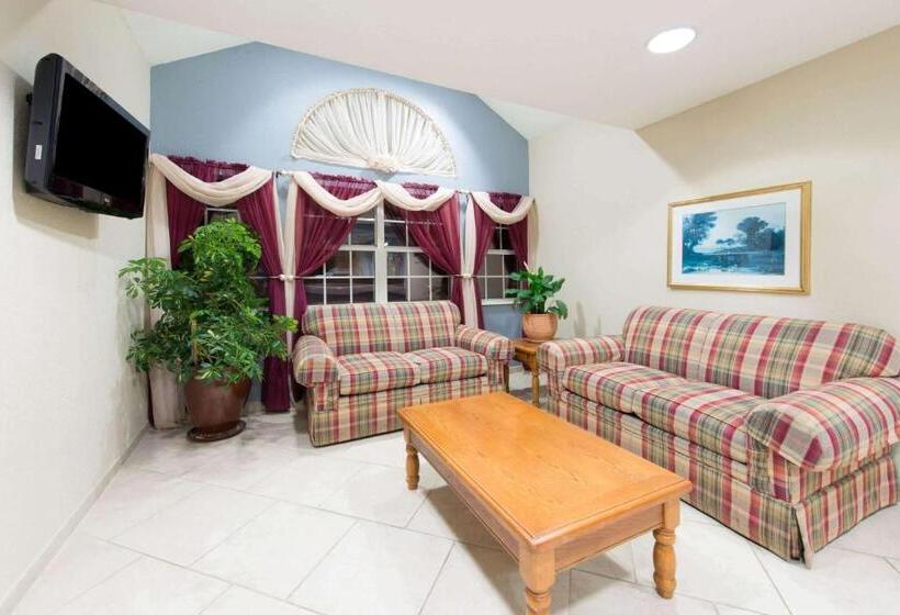 Microtel Inn Georgetown   Lexington North