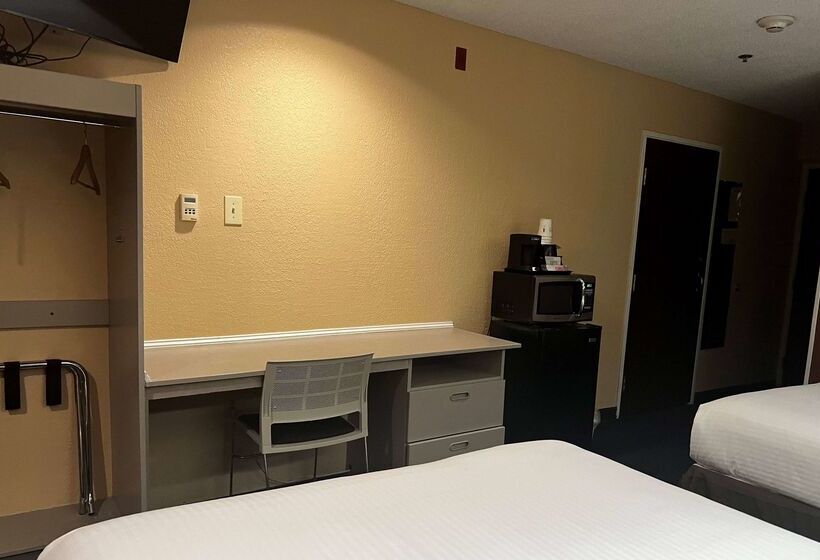 Microtel Inn & Suites By Wyndham Houston/webster/nasa/clearlake