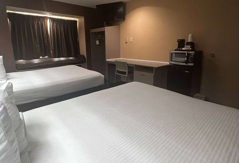 Microtel Inn & Suites By Wyndham Houston/webster/nasa/clearlake