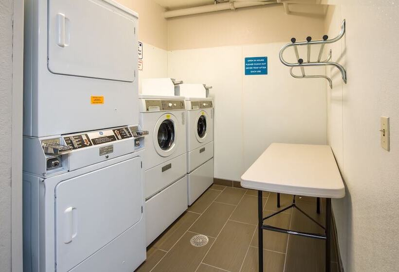 Microtel Inn & Suites By Wyndham Leesburg/mt Dora