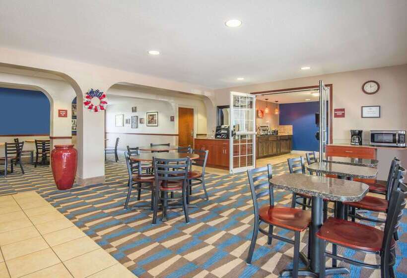 Microtel Inn And Suites By Wyndham Miami Ok