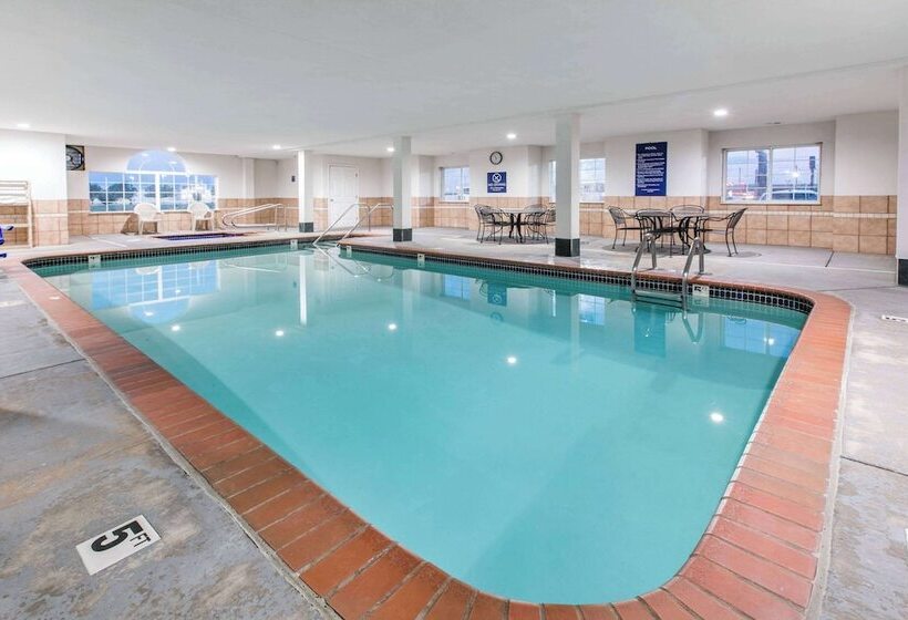 Microtel Inn & Suites By Wyndham Oklahoma City Airport