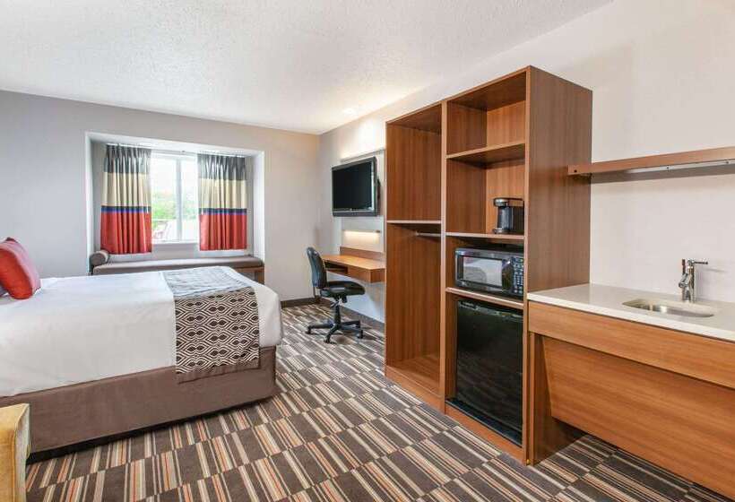 Microtel Inn & Suites By Wyndham Pittsburgh Airport