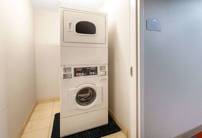 Microtel Inn & Suites By Wyndham Pittsburgh Airport