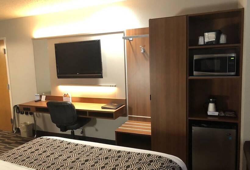 Microtel Inn & Suites By Wyndham Pittsburgh Airport